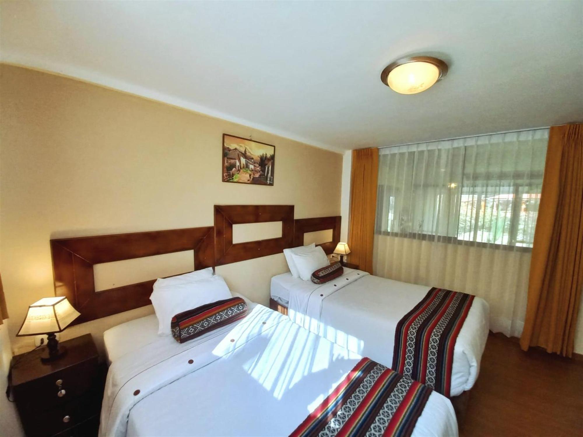 Hotel Humantay Lodge โอยานไตตามโบ ภายนอก รูปภาพ