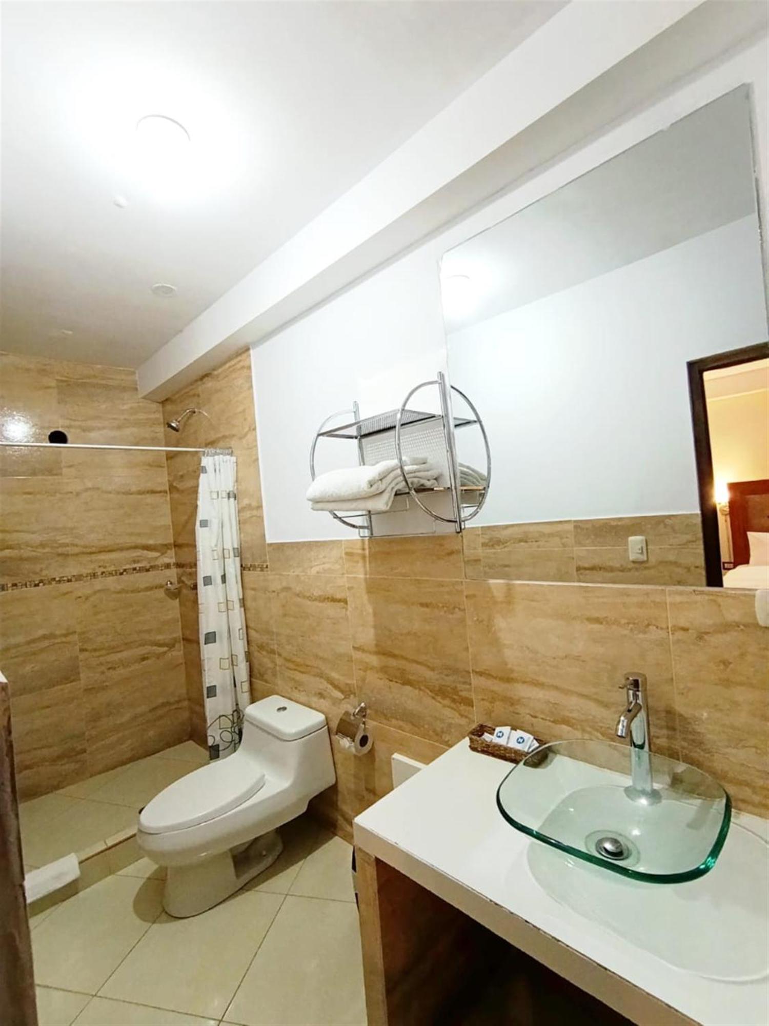 Hotel Humantay Lodge โอยานไตตามโบ ภายนอก รูปภาพ
