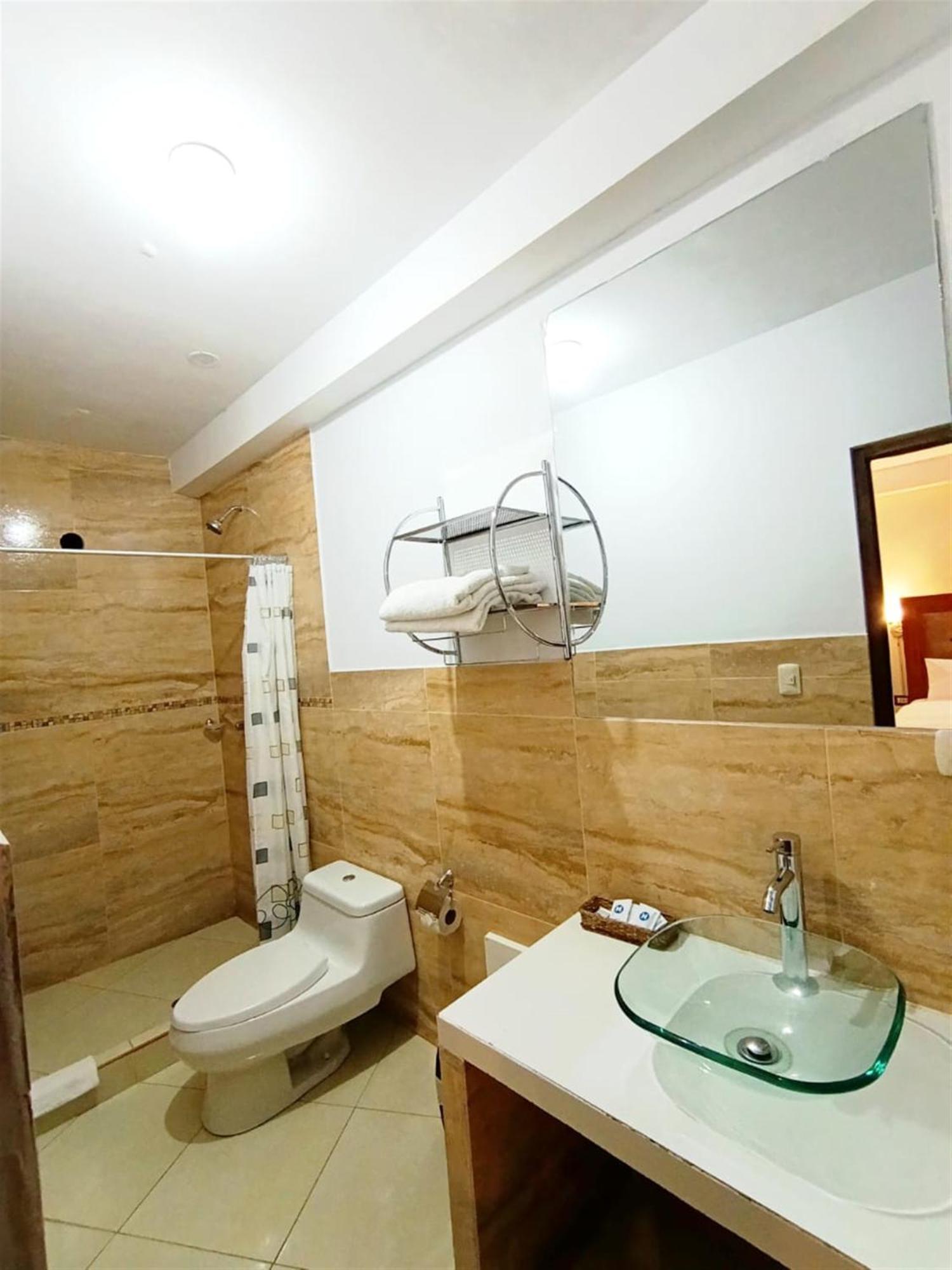 Hotel Humantay Lodge โอยานไตตามโบ ภายนอก รูปภาพ