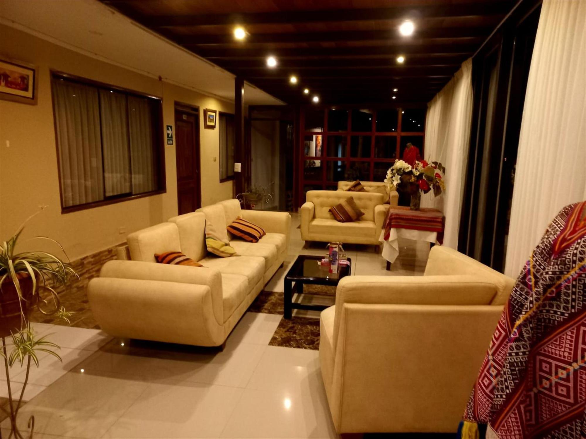 Hotel Humantay Lodge โอยานไตตามโบ ภายนอก รูปภาพ