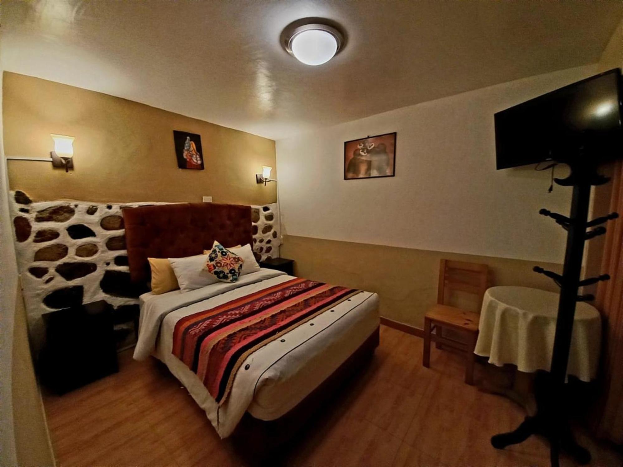 Hotel Humantay Lodge โอยานไตตามโบ ภายนอก รูปภาพ